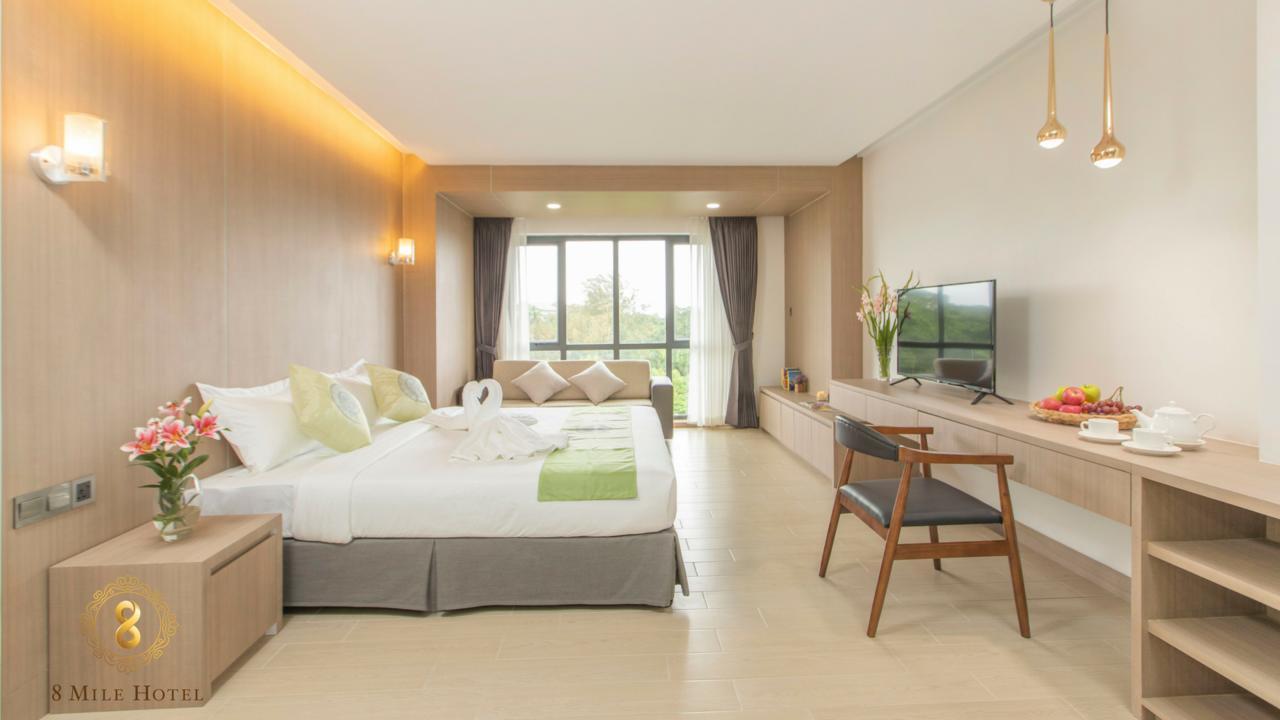 8 Mile Hotel Yangon Exteriör bild