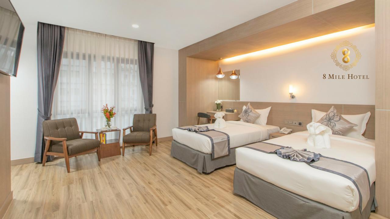 8 Mile Hotel Yangon Exteriör bild