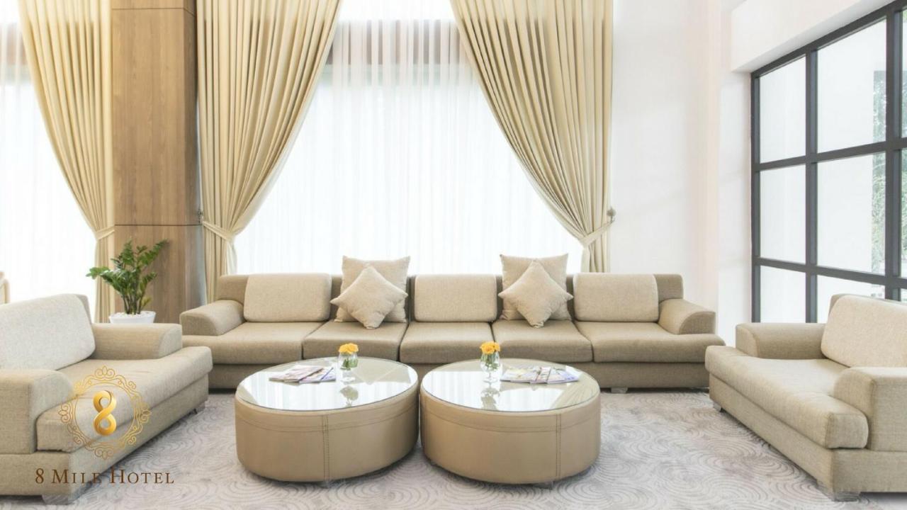 8 Mile Hotel Yangon Exteriör bild