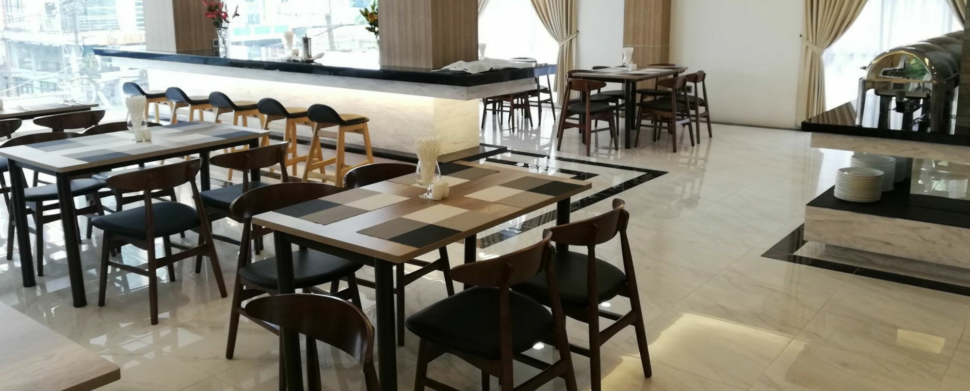 8 Mile Hotel Yangon Exteriör bild